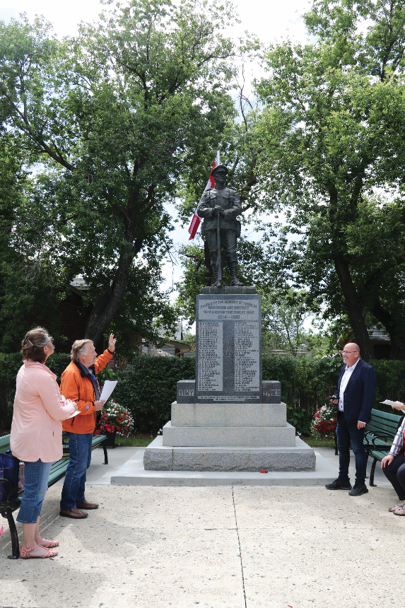 Communities in Bloom judges touring Moosomin